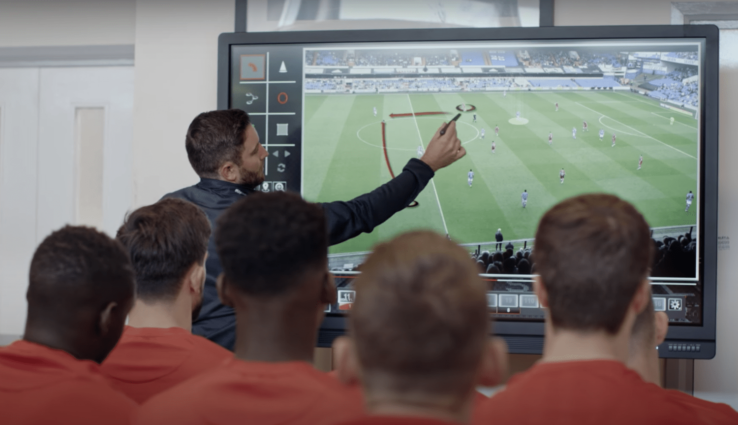 هل تحليل الفيديو مهم في عالم الرياضة؟